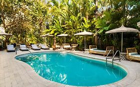Hotel Trouvail Miami Beach